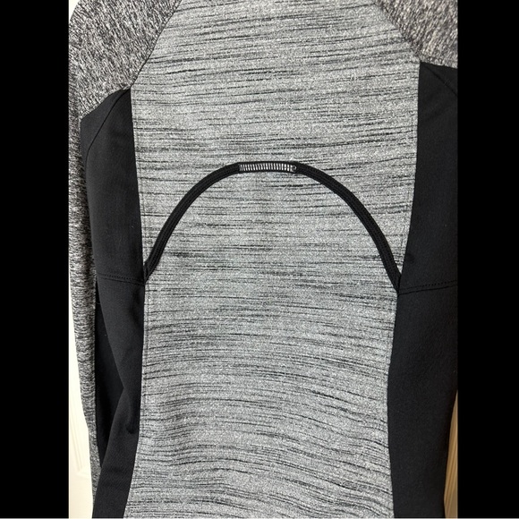ATHLETA Running Wild Track Jacket Colorblock Black Gray Space Dye 1/2 Zip Run - Picture 7 of 14